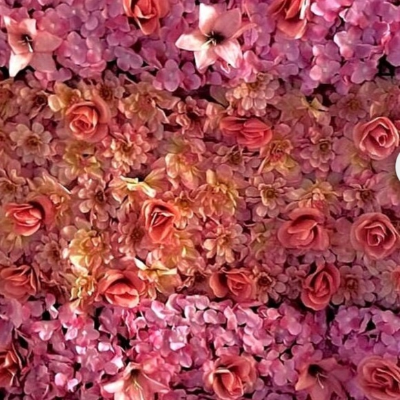 Handmade 6ft Flower wall/wedding backdrop/flower backdrop - Picture 4 of 4